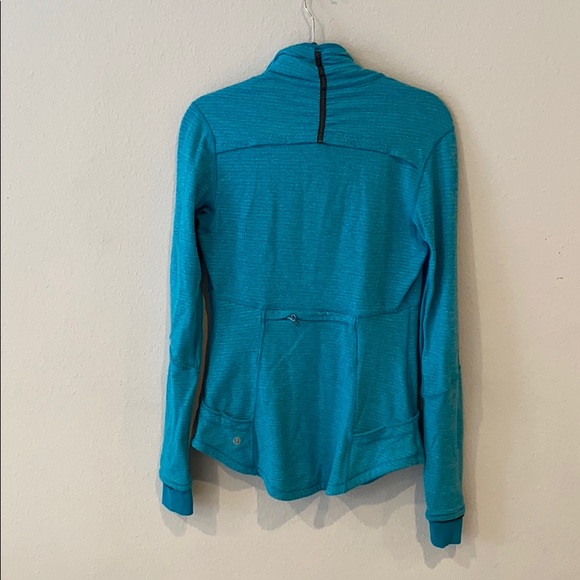 Lululemon blue lightweight exercise jacket!!!! - Picture 5 of 7
